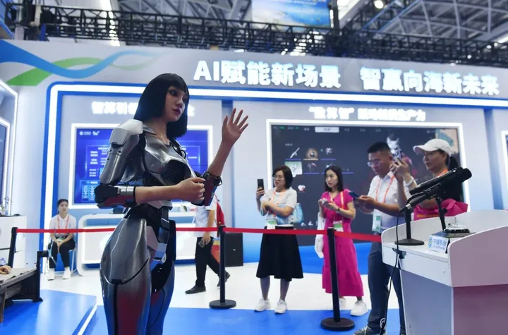 เทคโนโลยี 15/12: ซูเปอร์คอมพิวเตอร์ AI ขนาดเล็กเท่าพาวเวอร์แบงค์