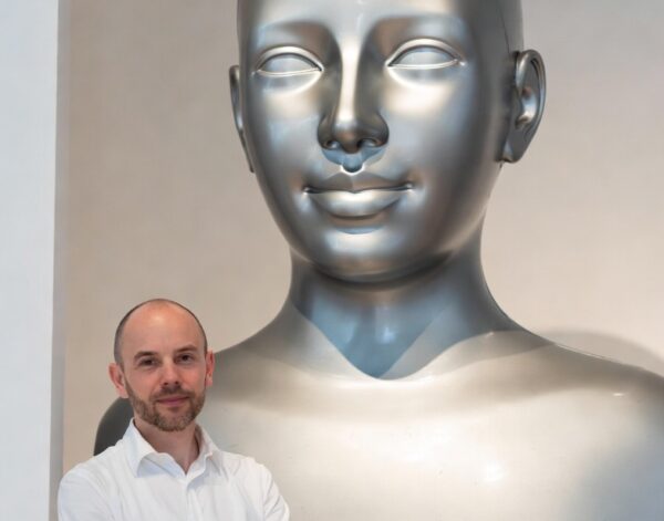 Claude Opus 4.6 AI ท่าทางนิสัยดีดูน่าคบ