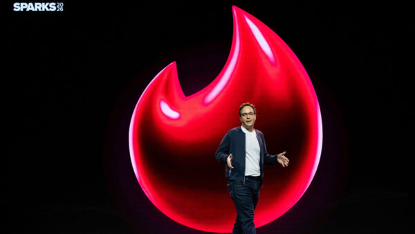 เบื่อไหมพวกไม่ตรงปก “Tinder” ส่ง AI คัดคู่เดท – แนะนำตัวด้วย VDO สั้น